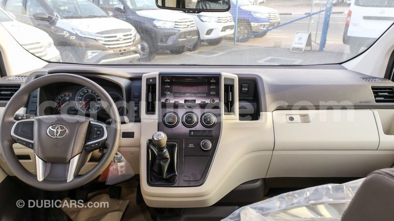 Big with watermark toyota hiace conakry import dubai 4328