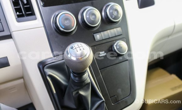 Buy Import Toyota Hiace White Car in Import - Dubai in Conakry Buy Import Toyota Hiace White Car in Import - Dubai in Conakry