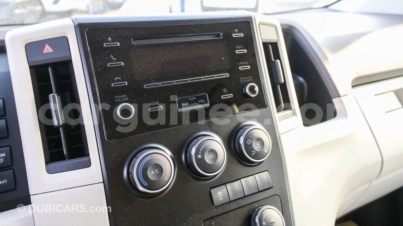 Big with watermark toyota hiace conakry import dubai 4328