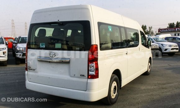 Buy Import Toyota Hiace White Car in Import - Dubai in Conakry Buy Import Toyota Hiace White Car in Import - Dubai in Conakry