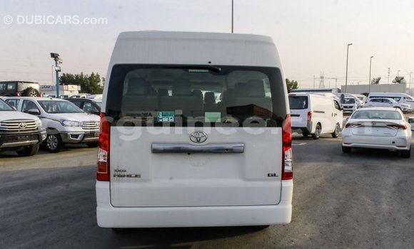 Buy Import Toyota Hiace White Car in Import - Dubai in Conakry Buy Import Toyota Hiace White Car in Import - Dubai in Conakry