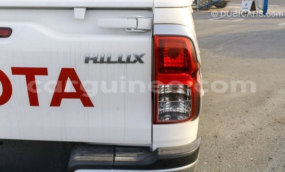 Buy Import Toyota Hilux White Car in Import - Dubai in Conakry Buy Import Toyota Hilux White Car in Import - Dubai in Conakry