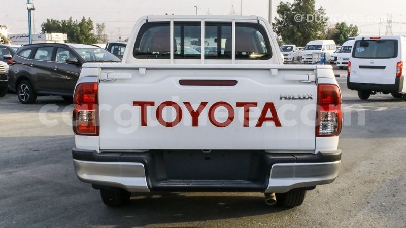 Big with watermark toyota hilux conakry import dubai 4329