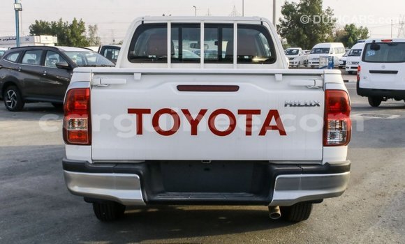 Buy Import Toyota Hilux White Car in Import - Dubai in Conakry Buy Import Toyota Hilux White Car in Import - Dubai in Conakry
