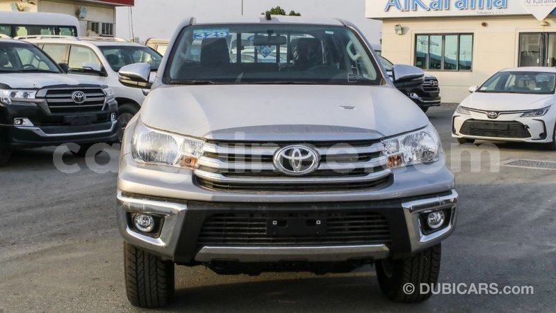 Big with watermark toyota hilux conakry import dubai 4330