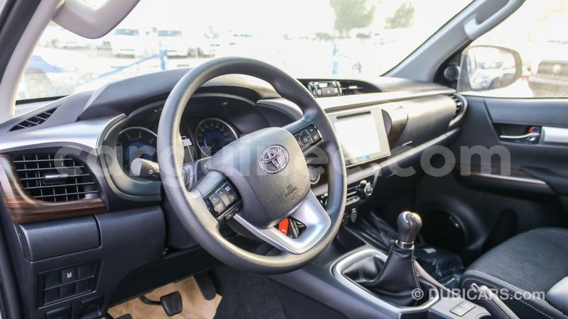 Big with watermark toyota hilux conakry import dubai 4330