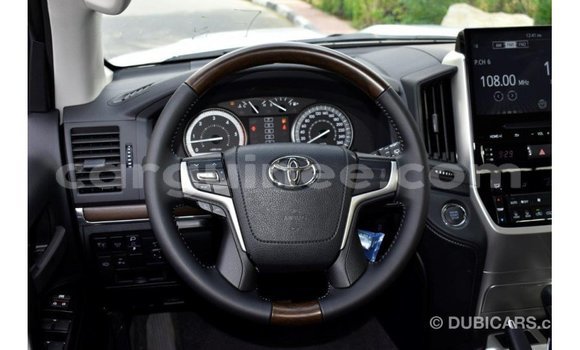 Buy Import Toyota Land Cruiser Black Car in Import - Dubai in Conakry Buy Import Toyota Land Cruiser Black Car in Import - Dubai in Conakry