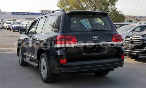 Buy Import Toyota Land Cruiser Black Car in Import - Dubai in Conakry Buy Import Toyota Land Cruiser Black Car in Import - Dubai in Conakry