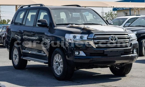 Buy Import Toyota Land Cruiser Black Car in Import - Dubai in Conakry Buy Import Toyota Land Cruiser Black Car in Import - Dubai in Conakry