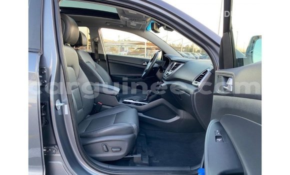 Acheter Import Voiture Hyundai Tucson Autre à Import - Dubai, Conakry Acheter Import Voiture Hyundai Tucson Autre à Import - Dubai, Conakry