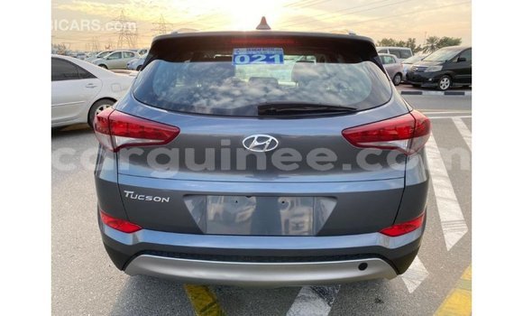 Acheter Import Voiture Hyundai Tucson Blanc à Import - Dubai, Conakry Acheter Import Voiture Hyundai Tucson Blanc à Import - Dubai, Conakry