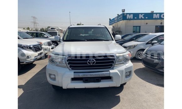 Medium with watermark toyota land cruiser conakry import dubai 4348