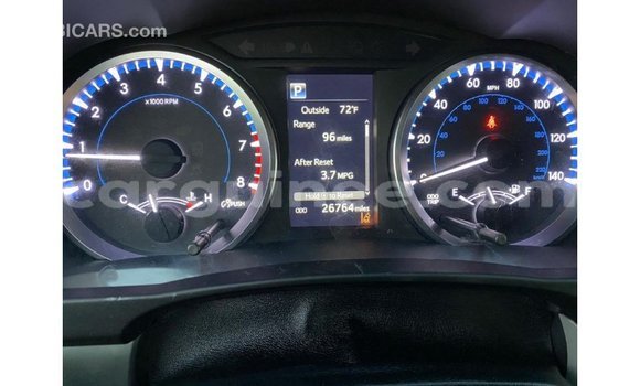 Acheter Import Voiture Toyota Highlander Blanc à Import - Dubai, Conakry Acheter Import Voiture Toyota Highlander Blanc à Import - Dubai, Conakry