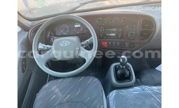 Buy Import Hyundai Accent White Car in Import - Dubai in Conakry Buy Import Hyundai Accent White Car in Import - Dubai in Conakry