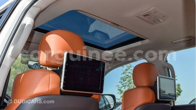 Big with watermark toyota land cruiser conakry import dubai 4353