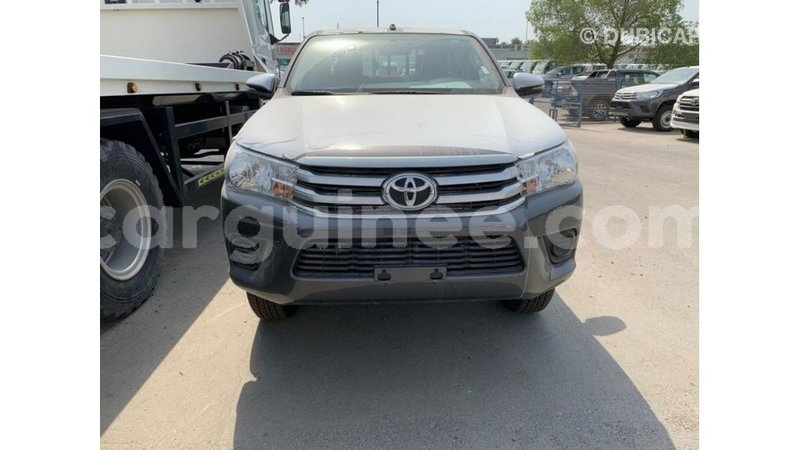 Big with watermark toyota hilux conakry import dubai 4356