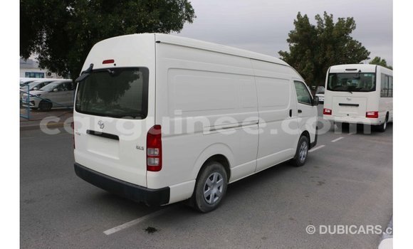 Buy Import Toyota Hiace White Car in Import - Dubai in Conakry Buy Import Toyota Hiace White Car in Import - Dubai in Conakry