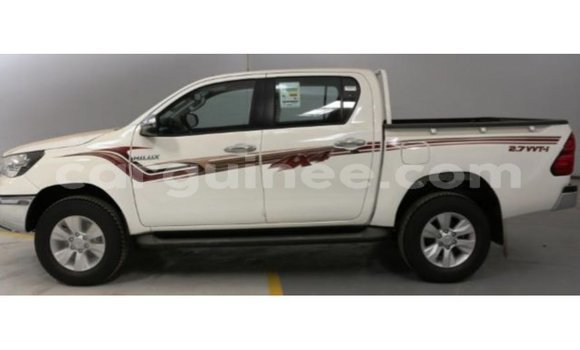 Buy Import Toyota Hilux White Car in Import - Dubai in Conakry Buy Import Toyota Hilux White Car in Import - Dubai in Conakry
