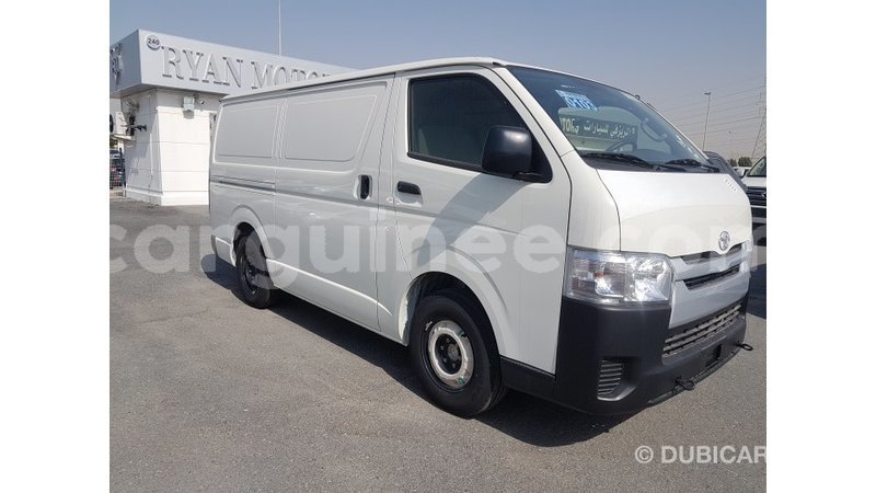 Big with watermark toyota hiace conakry import dubai 4378