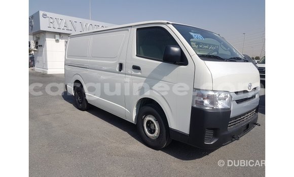Buy Import Toyota Hiace White Car in Import - Dubai in Conakry Buy Import Toyota Hiace White Car in Import - Dubai in Conakry