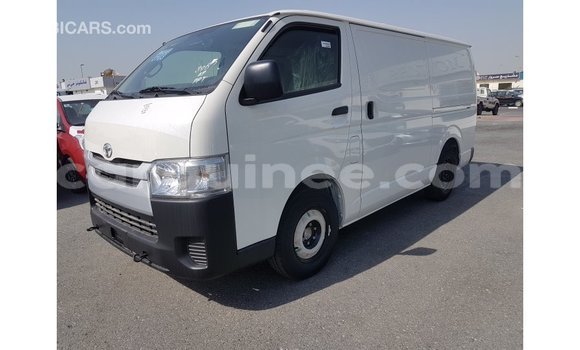 Buy Import Toyota Hiace White Car in Import - Dubai in Conakry Buy Import Toyota Hiace White Car in Import - Dubai in Conakry