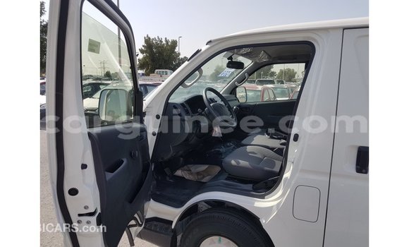 Buy Import Toyota Hiace White Car in Import - Dubai in Conakry Buy Import Toyota Hiace White Car in Import - Dubai in Conakry