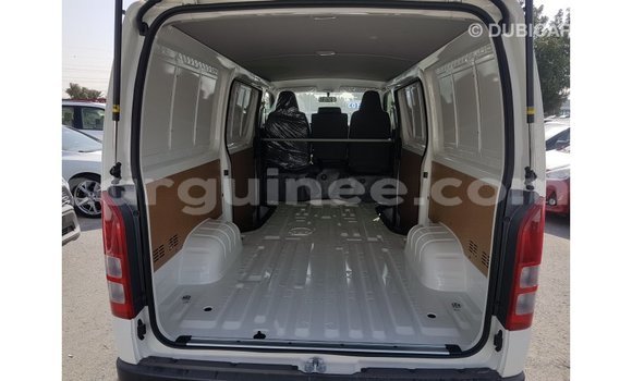 Buy Import Toyota Hiace White Car in Import - Dubai in Conakry Buy Import Toyota Hiace White Car in Import - Dubai in Conakry