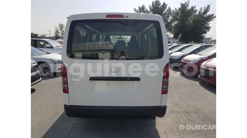 Big with watermark toyota hiace conakry import dubai 4378