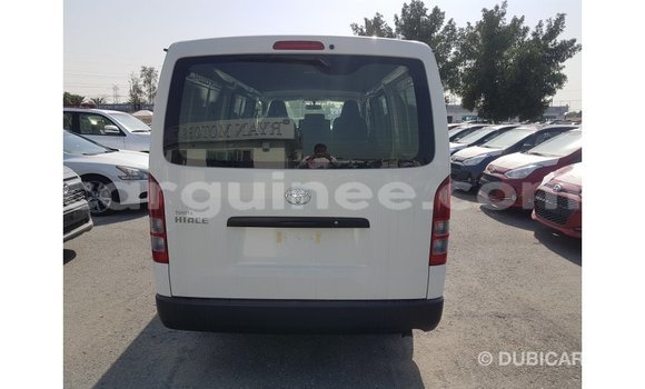 Buy Import Toyota Hiace White Car in Import - Dubai in Conakry Buy Import Toyota Hiace White Car in Import - Dubai in Conakry