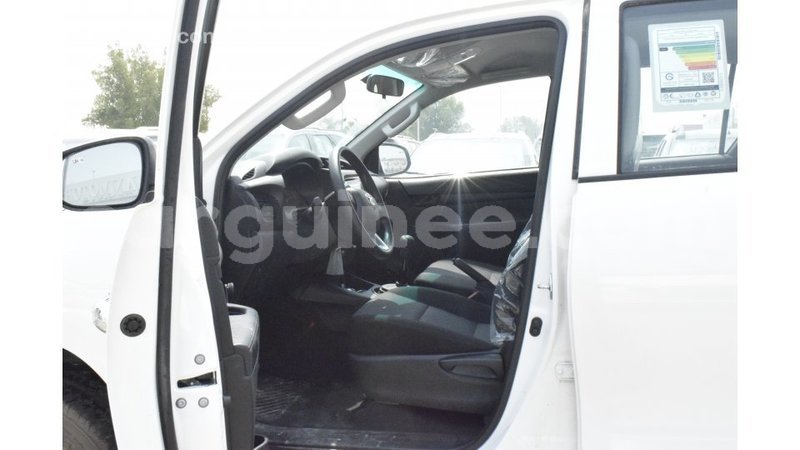 Big with watermark toyota hilux conakry import dubai 4381