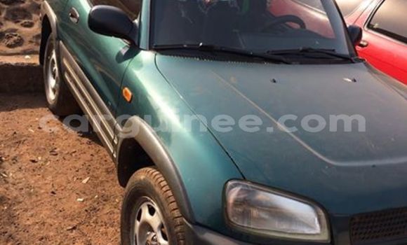 Acheter Occasion Voiture Toyota RAV4 Noir à Conakry au Conakry Acheter Occasion Voiture Toyota RAV4 Noir à Conakry au Conakry
