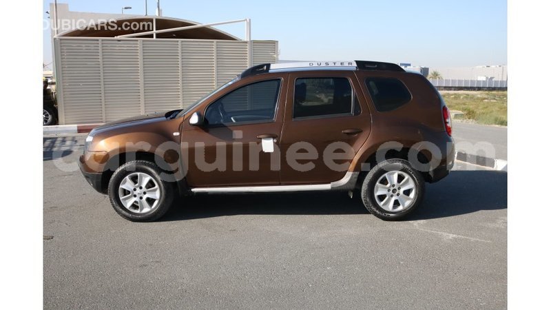 Big with watermark renault duster conakry import dubai 4387