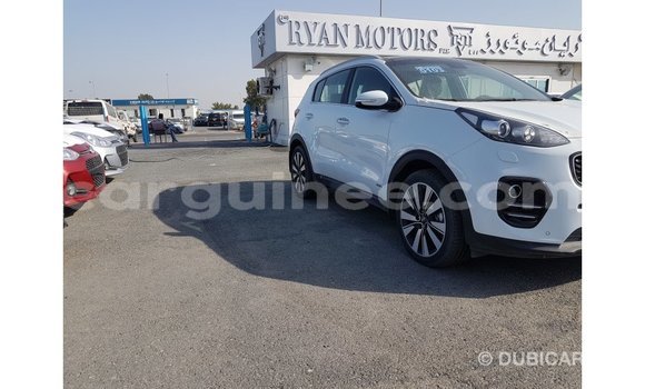 Buy Import Kia Sportage White Car in Import - Dubai in Conakry Buy Import Kia Sportage White Car in Import - Dubai in Conakry