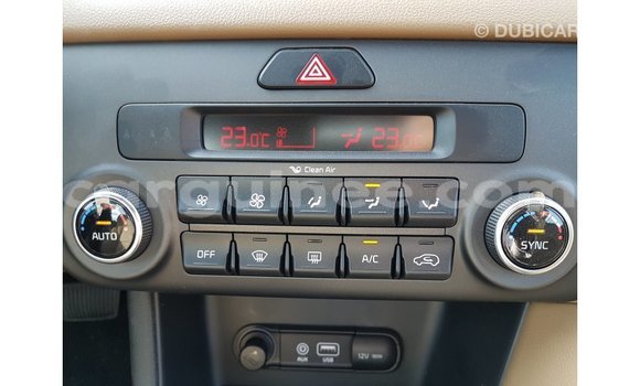 Buy Import Kia Sportage White Car in Import - Dubai in Conakry Buy Import Kia Sportage White Car in Import - Dubai in Conakry