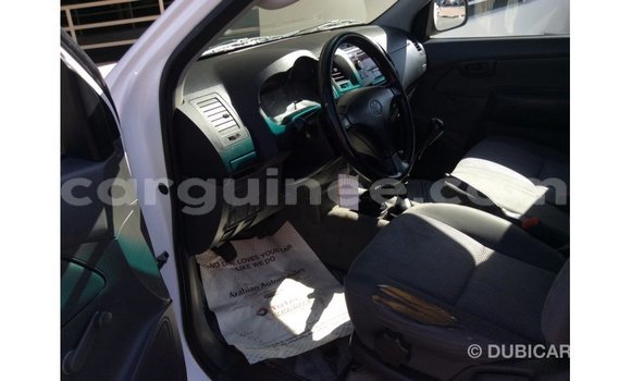 Buy Import Toyota Hilux White Car in Import - Dubai in Conakry Buy Import Toyota Hilux White Car in Import - Dubai in Conakry