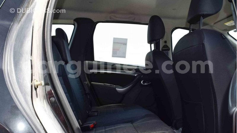 Big with watermark renault duster conakry import dubai 4423