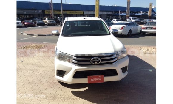 Buy Import Toyota Hilux White Car in Import - Dubai in Conakry Buy Import Toyota Hilux White Car in Import - Dubai in Conakry