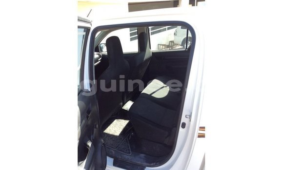 Buy Import Toyota Hilux White Car in Import - Dubai in Conakry Buy Import Toyota Hilux White Car in Import - Dubai in Conakry