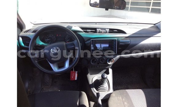 Buy Import Toyota Hilux White Car in Import - Dubai in Conakry Buy Import Toyota Hilux White Car in Import - Dubai in Conakry