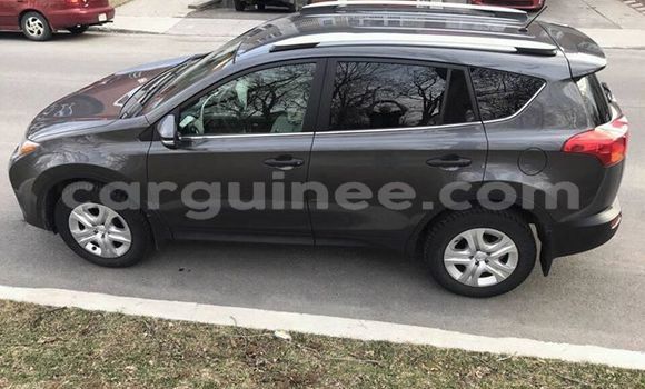 Acheter Occasion Voiture Toyota RAV4 Noir à Conakry, Conakry Acheter Occasion Voiture Toyota RAV4 Noir à Conakry, Conakry