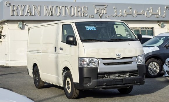 Buy Import Toyota Hiace White Car in Import - Dubai in Conakry Buy Import Toyota Hiace White Car in Import - Dubai in Conakry