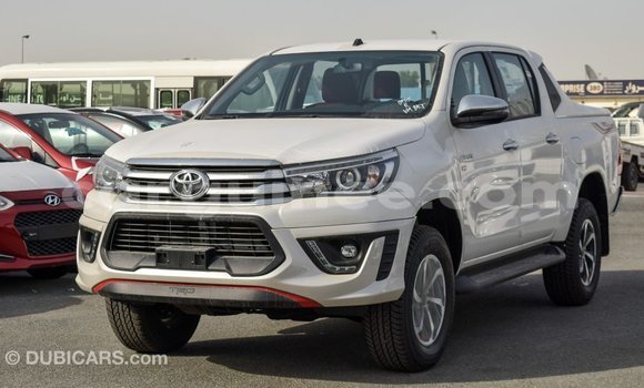 Buy Import Toyota Hilux White Car in Import - Dubai in Conakry Buy Import Toyota Hilux White Car in Import - Dubai in Conakry