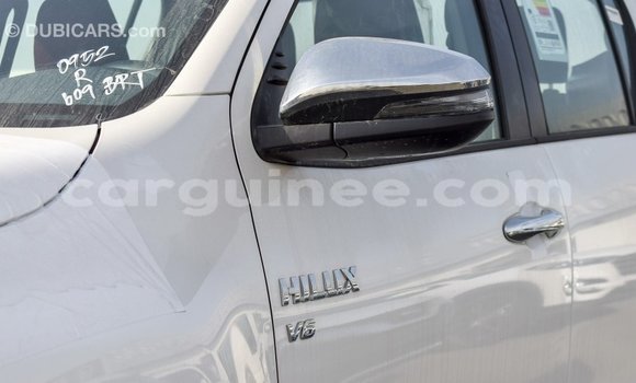 Buy Import Toyota Hilux White Car in Import - Dubai in Conakry Buy Import Toyota Hilux White Car in Import - Dubai in Conakry
