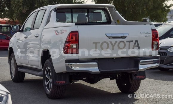 Buy Import Toyota Hilux White Car in Import - Dubai in Conakry Buy Import Toyota Hilux White Car in Import - Dubai in Conakry