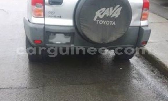 Acheter Occasion Voiture Toyota RAV4 Gris à Conakry, Conakry Acheter Occasion Voiture Toyota RAV4 Gris à Conakry, Conakry
