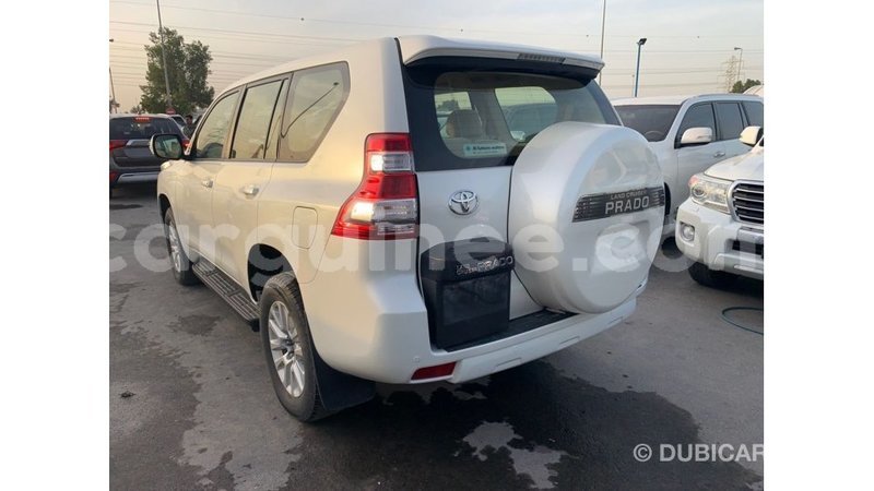 Big with watermark toyota prado conakry import dubai 4443