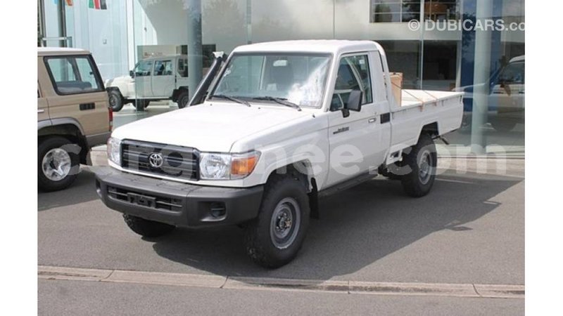 Big with watermark toyota land cruiser conakry import dubai 4449