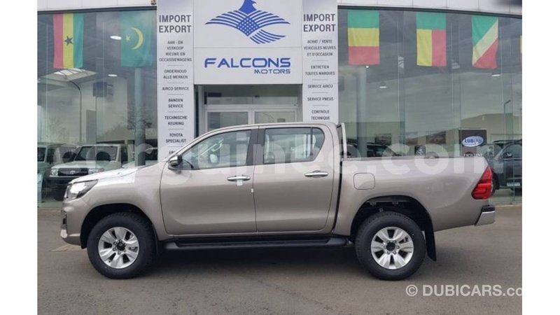 Big with watermark toyota hilux conakry import dubai 4451