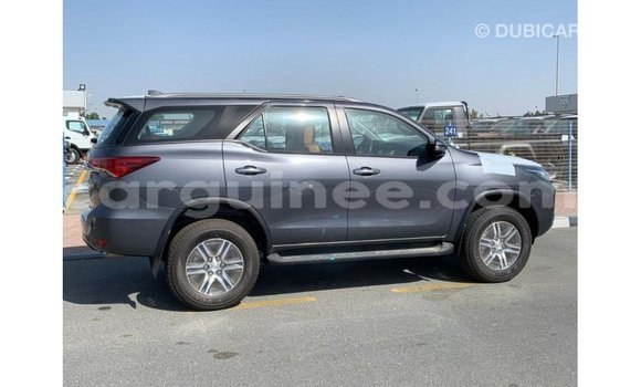 Acheter Import Voiture Toyota Fortuner Autre à Import - Dubai, Conakry Acheter Import Voiture Toyota Fortuner Autre à Import - Dubai, Conakry