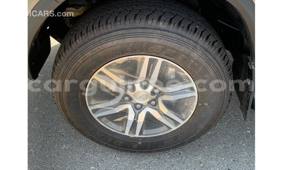 Acheter Import Voiture Toyota Fortuner Autre à Import - Dubai, Conakry Acheter Import Voiture Toyota Fortuner Autre à Import - Dubai, Conakry